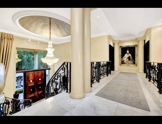 5 BEDROOM HOUSE FOR SALE IN SANDHURST